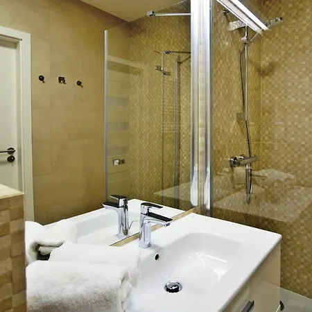 Polanki Park Nemo アパート