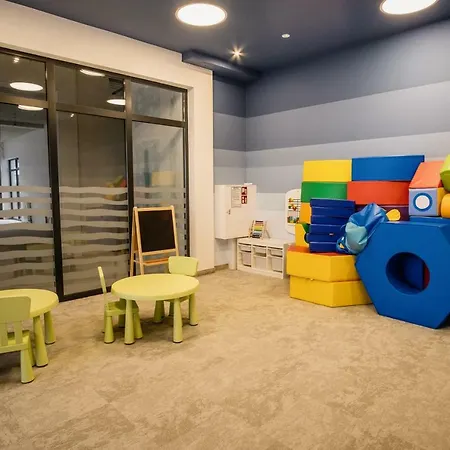 アパート Polanki Park Nemo コウォブジェク