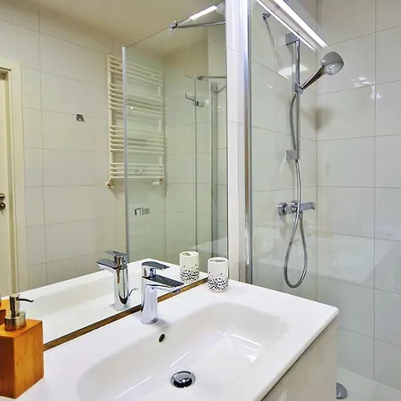 Polanki Park Nemo アパート