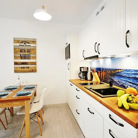 Polanki Park Nemo アパート *